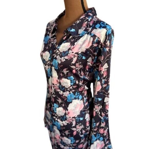 Torrid Button-Up Long Sleeve Floral Blouse with V-Neck & Collar – Size 3X - Picture 4 of 9